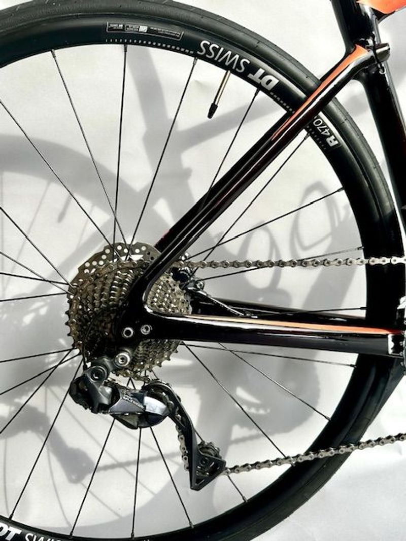 Used Specialized Ruby Shimano Ultegra Di2 2019 Road & Gravel, Purple — image 6 of 11