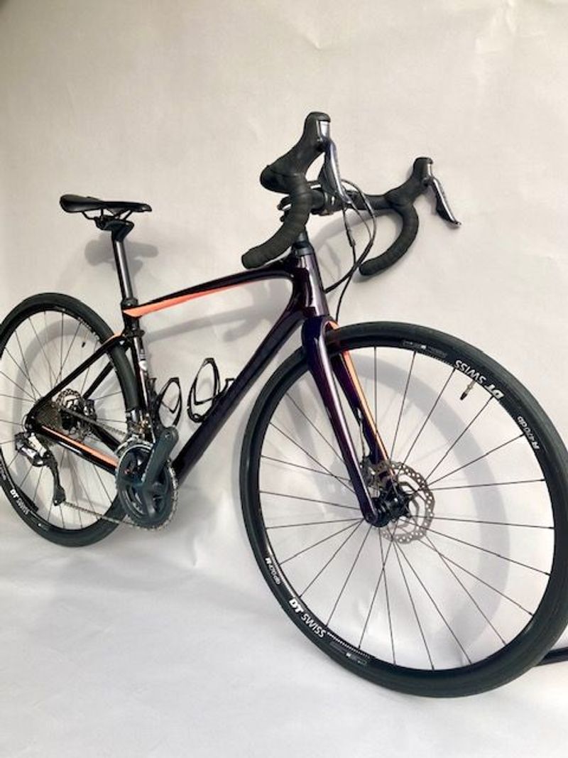 Used Specialized Ruby Shimano Ultegra Di2 2019 Road & Gravel, Purple — image 2 of 11