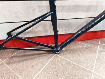 Used Specialized Tarmac Frameset 2025 Road & Gravel — image 3 of 5