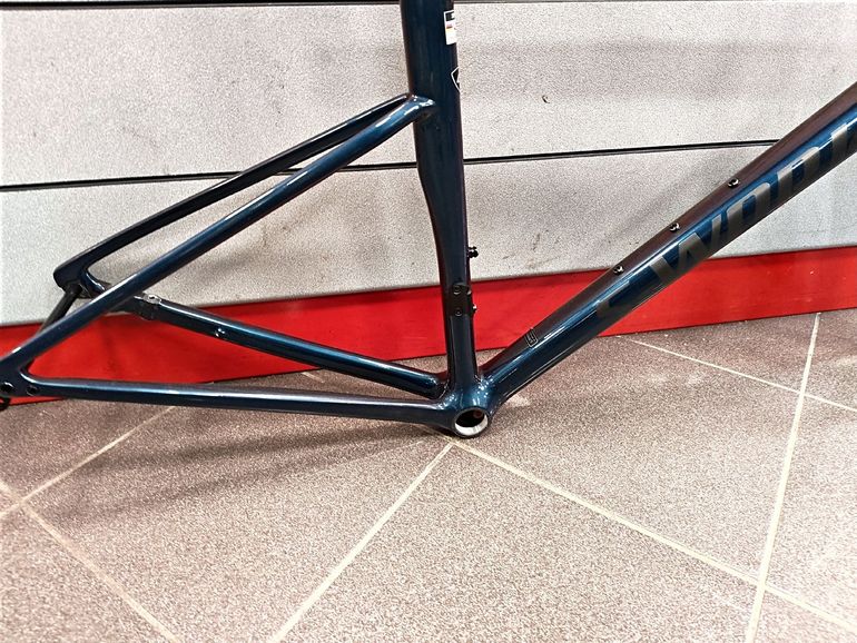 Used Specialized Tarmac Frameset 2025 Road & Gravel — image 3 of 5