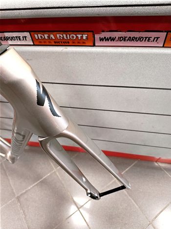 Used Specialized Tarmac Frameset 2025 Road & Gravel — image 2 of 6