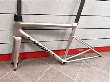 Used Specialized Tarmac Frameset 2025 Road & Gravel — image 6 of 6
