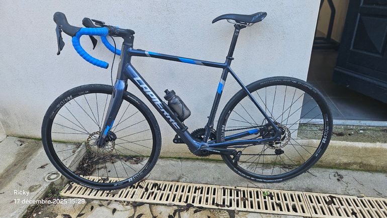 Used Lapierre Sensium Shimano 105 2022 Road & Gravel, Light Gray — image 2 of 4