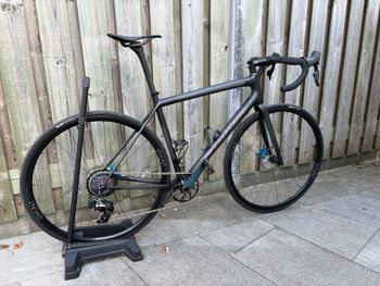 Specialized, Aethos SRAM Red eTap AXS