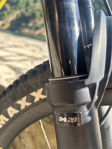 Brugt Scott Spark RC Team Issue 2024 Mountainbike — billede 17 af 18