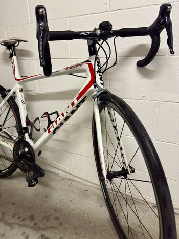Used Giant Tcr Shimano Ultegra 2016 Road & Gravel, Weiß — image 7 of 10