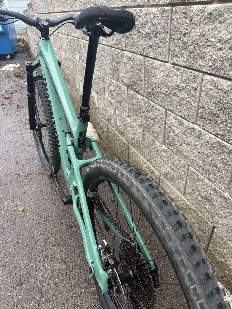 Used Transition Smuggler Carbon XO AXS 2025 2025 Mountainbike, Green, 29 — image 9 of 11