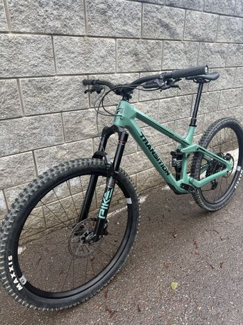 Used Transition Smuggler Carbon XO AXS 2025 2025 Mountainbike, Green, 29 — image 8 of 11