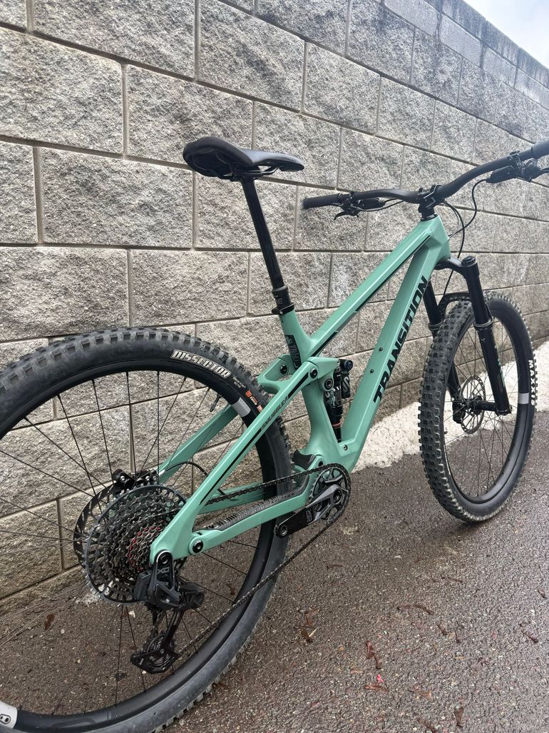 Used Transition Smuggler Carbon XO AXS 2025 2025 Mountainbike, Green, 29 — image 6 of 11