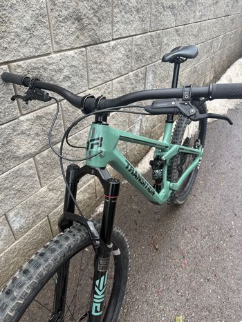 Used Transition Smuggler Carbon XO AXS 2025 2025 Mountainbike, Green, 29 — image 11 of 11
