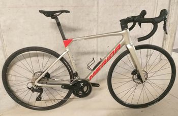 Merida SCULTURA 4000 2025 2025 Road & Gravel usato