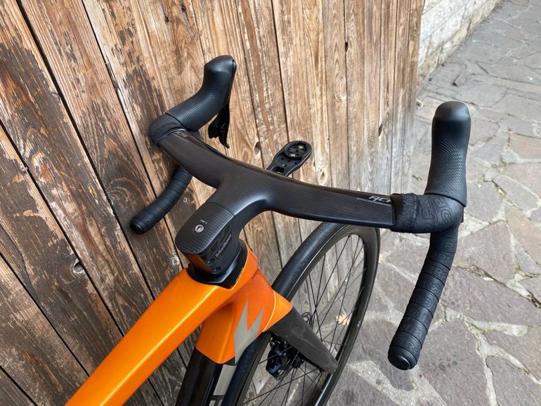 Used Trek Émonda SL 7 Disc AXS 2022 2022 Road & Gravel — image 6 of 10