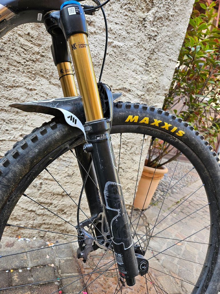 Used Orbea RISE M20 20mph 2023 2023 Mountainbike — image 6 of 9