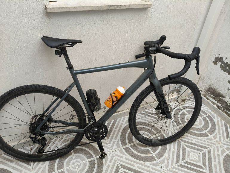 Megamo Jakar Shimano GRX 2023 Road & Gravel usato, Grigio chiaro — immagine 5 di 5