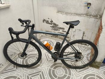 Megamo Jakar Shimano GRX 2023 Road & Gravel usato, Grigio chiaro — immagine 2 di 5