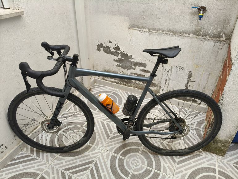 Megamo Jakar Shimano GRX 2023 Road & Gravel usato, Grigio chiaro — immagine 2 di 5