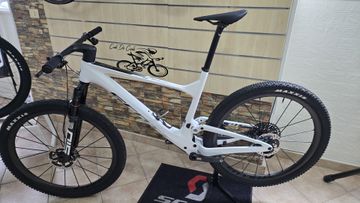 Gebrauchtes Scott Spark RC SL 2025 2025 Mountainbike, Weiß, 29 — Bild 2 von 9