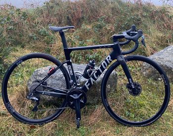 Factor, Ostro Shimano Ultegra Di2