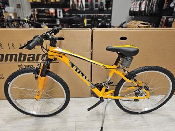 Used Myland Custom Other Shimano 2026 Youth, Orange — image 2 of 3