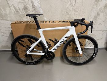Used Canyon Aeroad CF SLX 9 Di2 2025 2025 Carretera y gravel