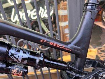 Gebrauchtes White Custom SRAM GX Eagle AXS 2025 Mountainbike, Schwarz — Bild 7 von 15