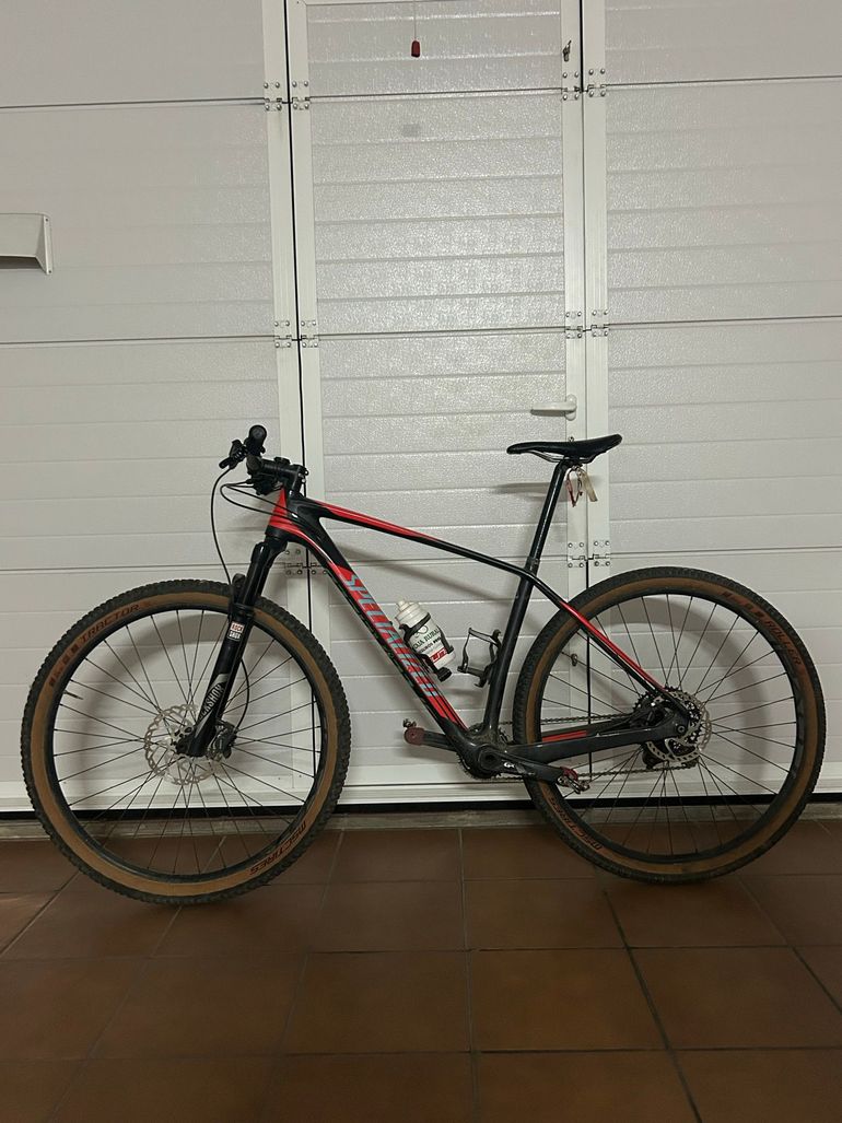 Used Specialized Epic SRAM GX Eagle 2018 Mountainbike, Red — image 1 of 9