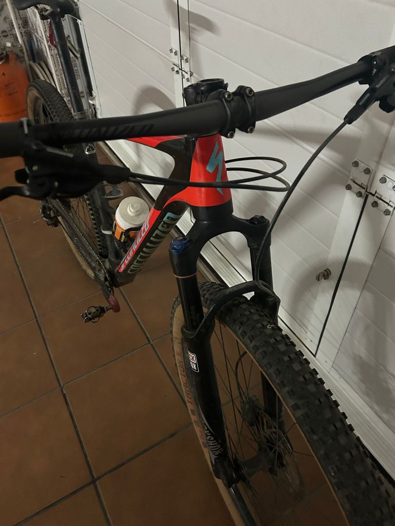 Used Specialized Epic SRAM GX Eagle 2018 Mountainbike, Red — image 7 of 9