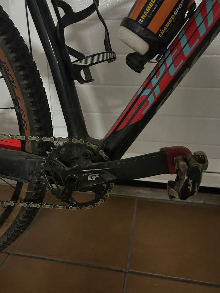 Used Specialized Epic SRAM GX Eagle 2018 Mountainbike, Red — image 8 of 9