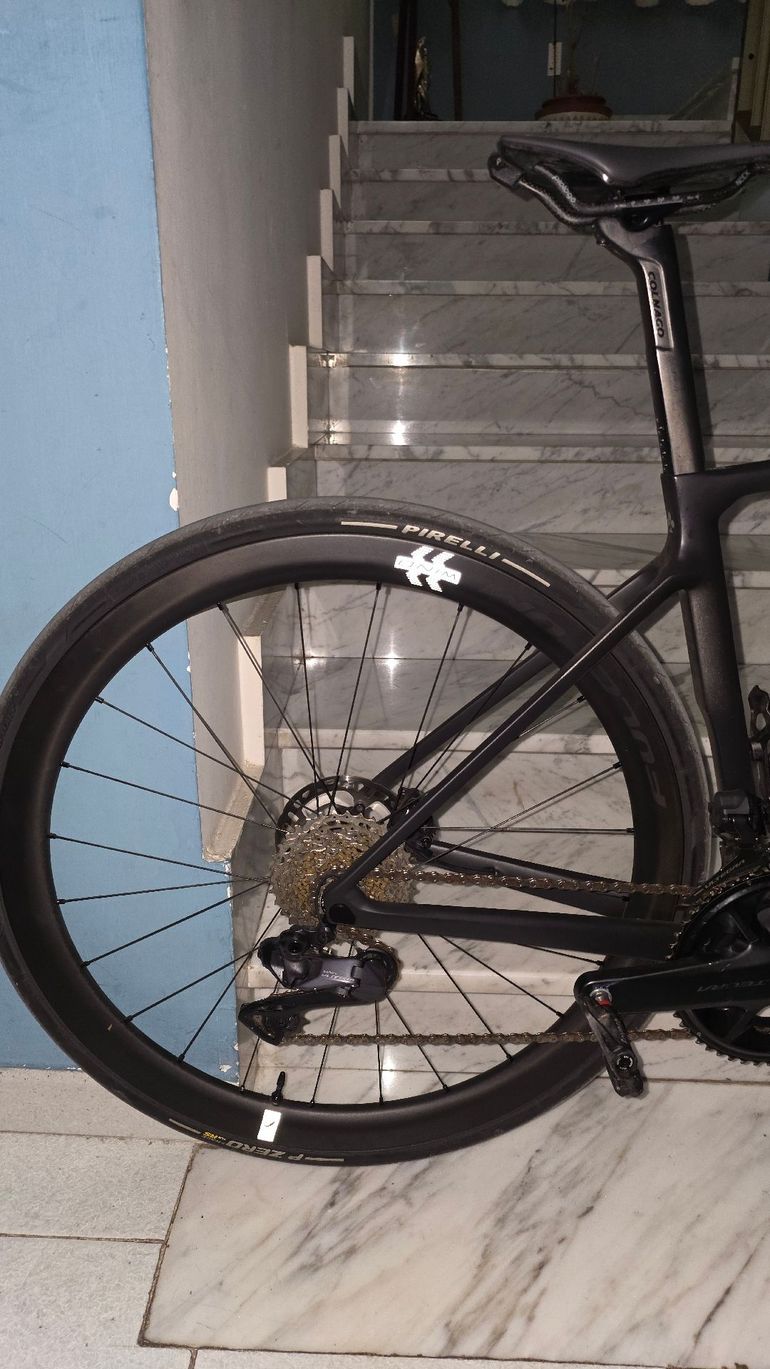 Used Colnago V4Rs Disc Ultegra Di2 8100 w/Fulcrum Racing Wind 400 Wheels 2024 2024 Road & Gravel, Black — image 25 of 42