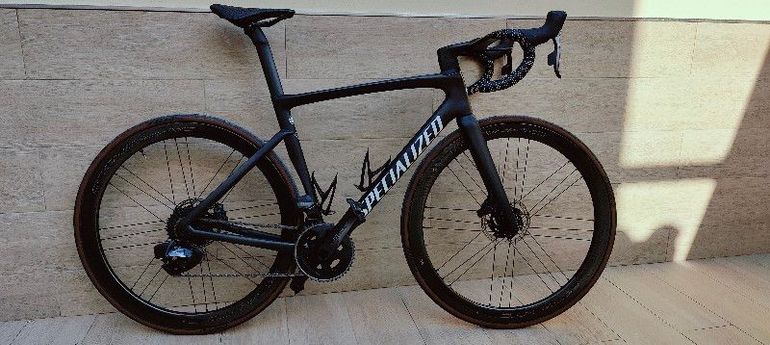 Used Tarmac SL7 Specialized Tarmac SL7 2022 Road & Gravel, Black — image 2 of 10