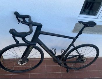 Used Scott Addict 20 2022 2022 Road & Gravel, Black — image 2 of 3