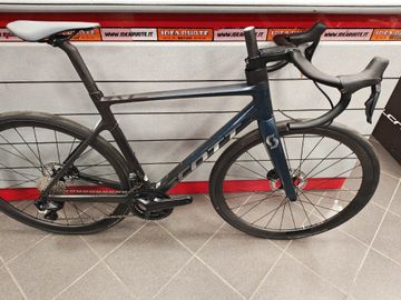 Gebrauchtes Scott Addict RC 15 2024 2024 Road & Gravel