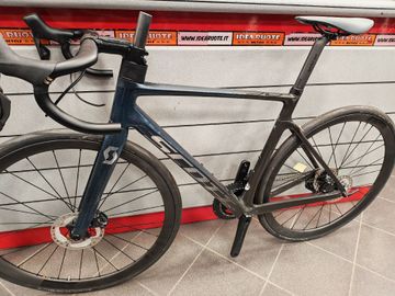 Gebrauchtes Scott Addict RC 15 2024 2024 Road & Gravel, Blau — Bild 6 von 9