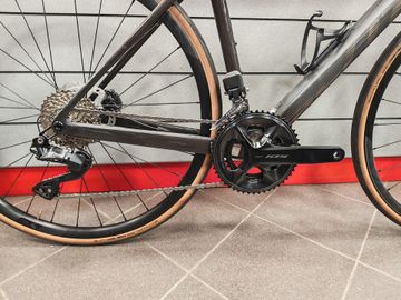 Scott Addict 20 2024 2024 Road & Gravel d'occasion — image 3 sur 10