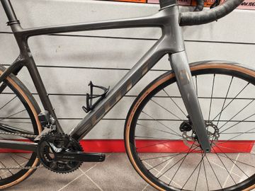 Scott Addict 20 2024 2024 Road & Gravel d'occasion — image 5 sur 10