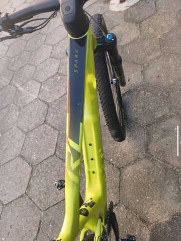 Used Scott Spark RC Comp 2022 2022 Mountainbike, Orange, 29 — image 10 of 12