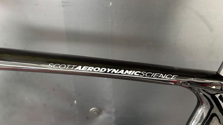 Used Scott Scott Foil 40 Carbon 2013 Road & Gravel, Black — image 4 of 29