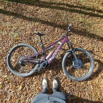 Käytetty Whyte ELyte EVO RS 2025 2025 Mountainbike — kuva 2 / 3