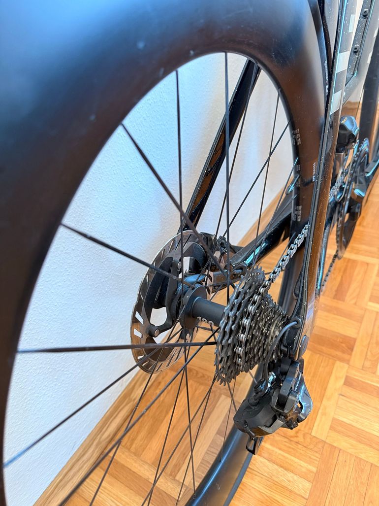Used Canyon Speedmax CFR Di2 2025 2025 Road & Gravel, Schwarz — image 11 of 17
