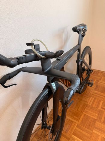 Used Canyon Speedmax CFR Di2 2025 2025 Road & Gravel, Schwarz — image 14 of 17