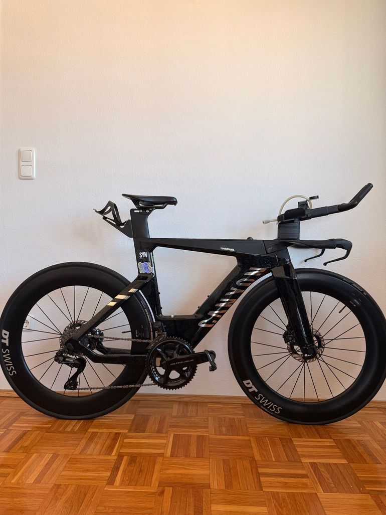 Used Canyon Speedmax CFR Di2 2025 2025 Road & Gravel, Schwarz — image 1 of 17