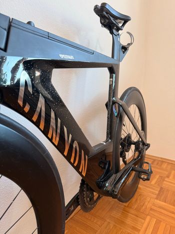Used Canyon Speedmax CFR Di2 2025 2025 Road & Gravel, Schwarz — image 16 of 17