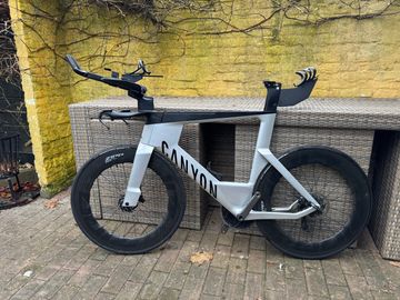 Canyon Speedmax CFR eTap 2023 2023 Road & Gravel de segunda mano, Gris claro — imagen 2 de 8