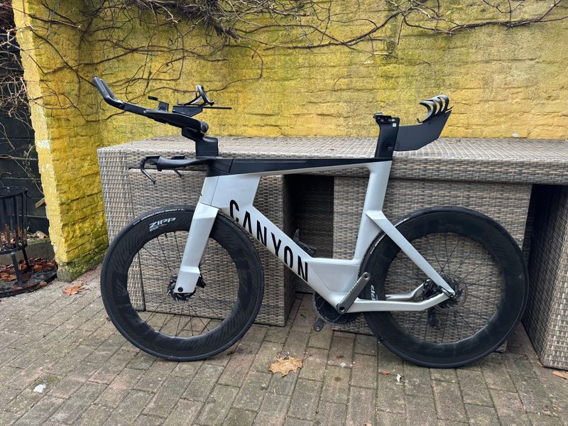 Canyon Speedmax CFR eTap 2023 2023 Road & Gravel de segunda mano, Gris claro — imagen 2 de 8