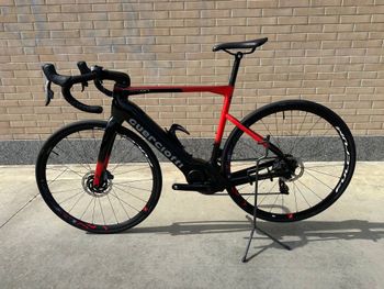 GUERCIOTTI Bikes, GUERCIOTTI Bikes Custom SRAM Force eTap AXS