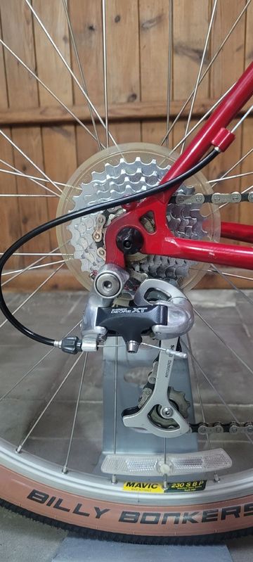 Used Univega Alpina Shimano Deore LX 1996 Mountainbike, Red — image 4 of 18