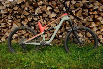 Used Canyon Spectral CF 8.0 2018 2018 Mountainbike, Orange, 27.5 — image 1 of 19