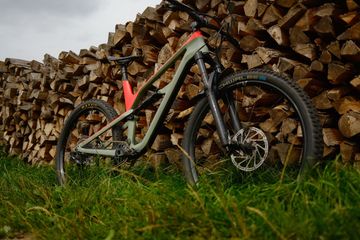 Used Canyon Spectral CF 8.0 2018 2018 Mountainbike, Orange, 27.5 — image 11 of 19