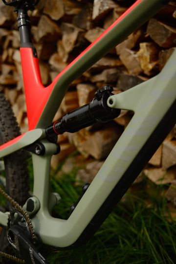 Used Canyon Spectral CF 8.0 2018 2018 Mountainbike, Orange, 27.5 — image 10 of 19