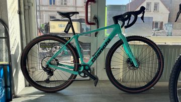 Brugt Bianchi Arcadex COMP GRX 610/822 disc 2025 2025 Road & Gravel